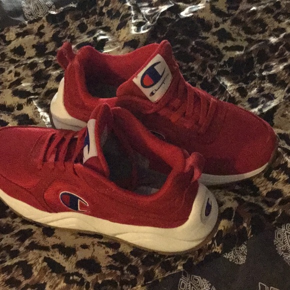 Shoes - Picture 2 of 4